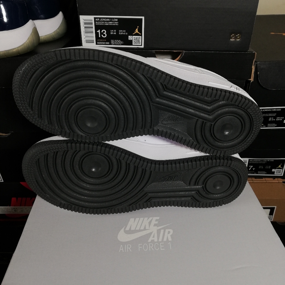 NIKE AIR FORCE1 "WHITTE-CARBON BLACK-GREY WOMEN'S US SIZE 7.5 BRAND NEW IN BOX - Picture 10 of 12